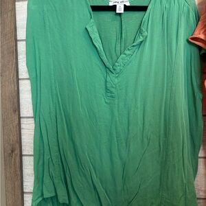 Nine West Emerald Green V-Neck Tunic Top